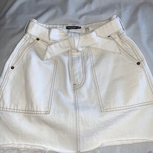A&F white denim skirt